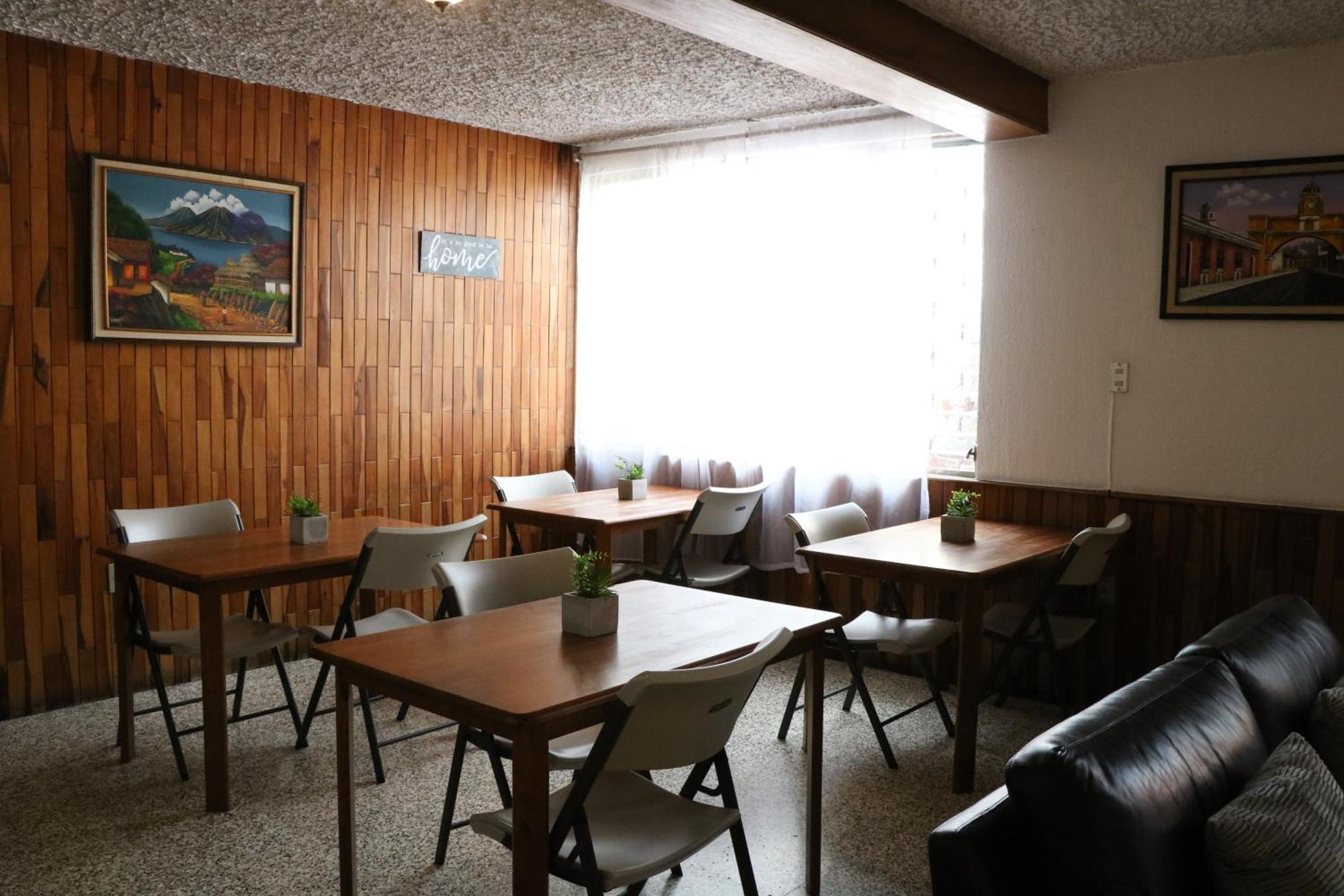 Hostal Los Volcanes Guatemala-Stadt Exterior foto